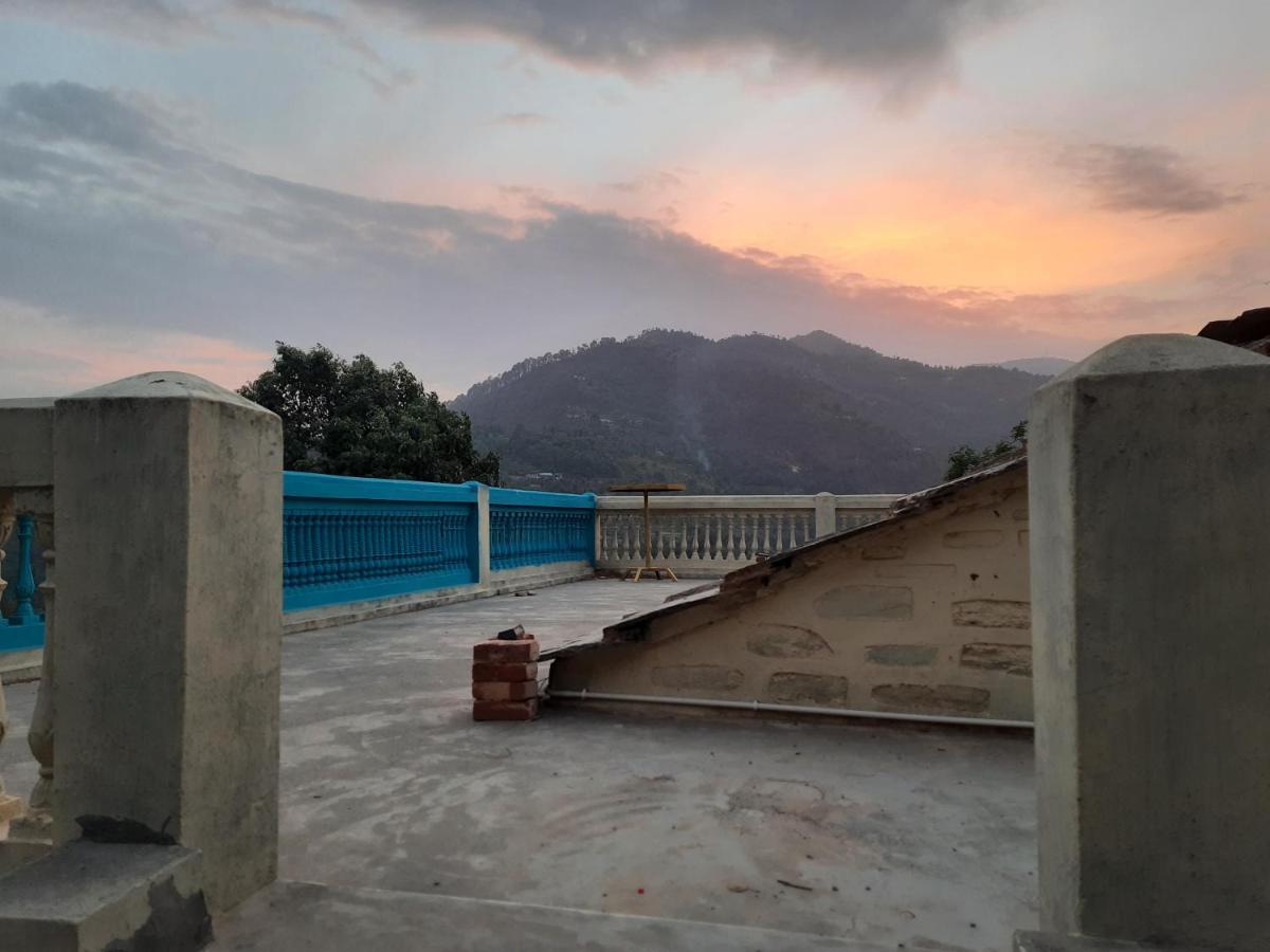 Mukteshwar Grand Retreat 무크테슈와르 외부 사진